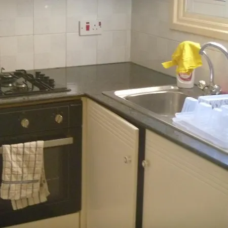 3bdr 55, Mavros Court 80